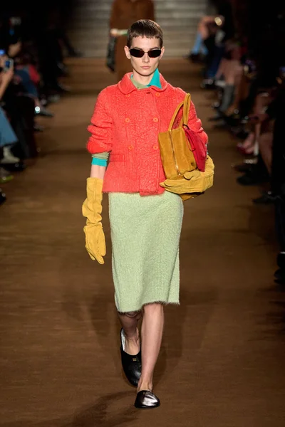 Look 59